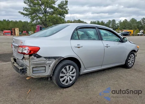 2013 Toyota Corolla Base z USA, uszkodzony, nr VIN 5YFBU4EE5DP195887